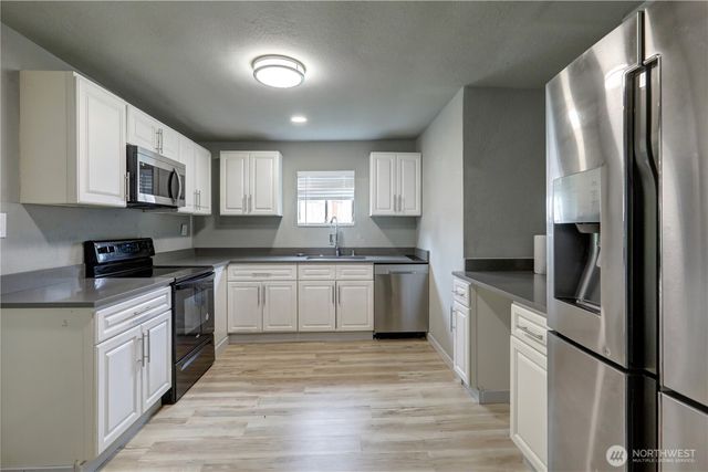 4609 S Thompson Avenue, Tacoma, WA 98408