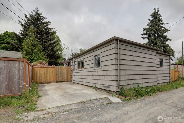 4609 S Thompson Avenue, Tacoma, WA 98408