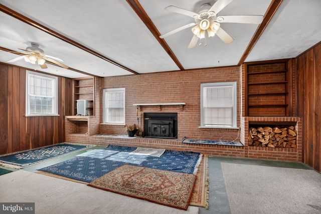 7146 LEONARDTOWN RD, Hughesville, MD 20637