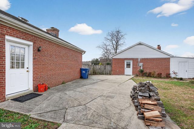 7146 LEONARDTOWN RD, Hughesville, MD 20637