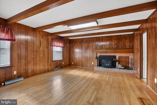 7146 LEONARDTOWN RD, Hughesville, MD 20637