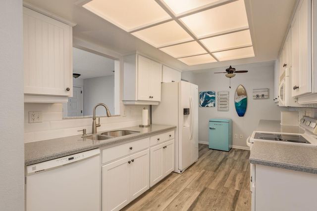 409 STIRLING TERRACE, Dunedin, FL 34698