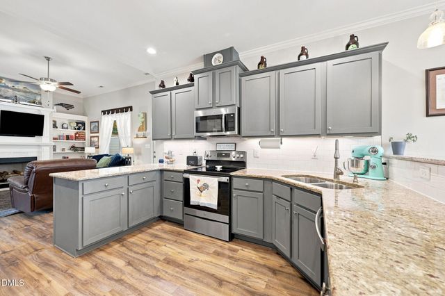 132 Pleasant View Lane, Benson, NC 27504