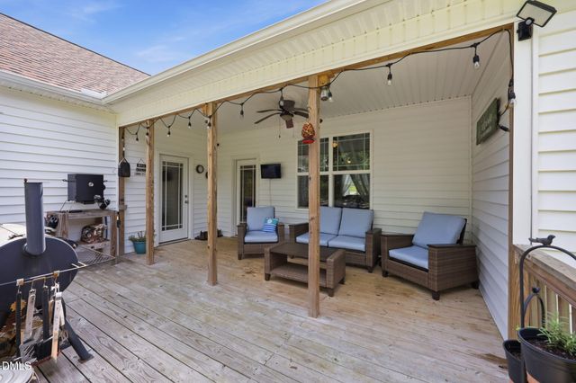 132 Pleasant View Lane, Benson, NC 27504