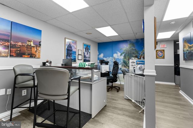 3069 RIVER RD, Camden, NJ 08105