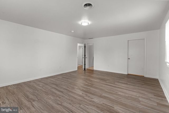 3069 RIVER RD, Camden, NJ 08105