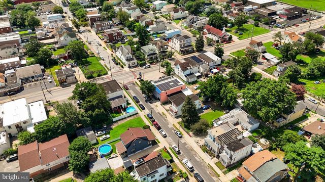 3069 RIVER RD, Camden, NJ 08105