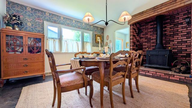 4 5th Avenue NW, Faribault, MN 55021