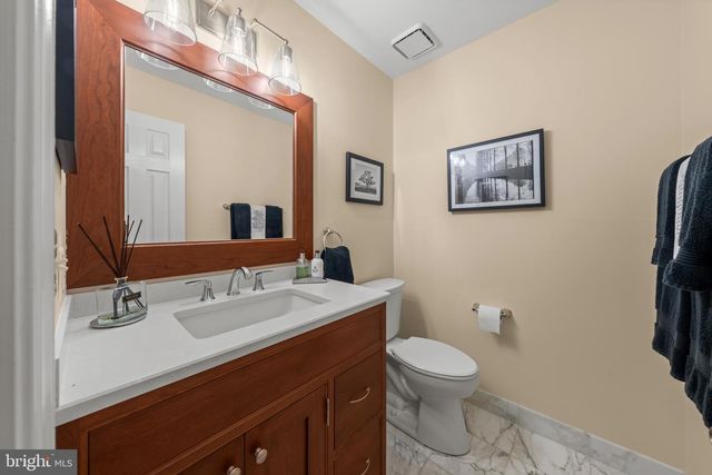 20869 CHANNEL CT, Sterling, VA 20165