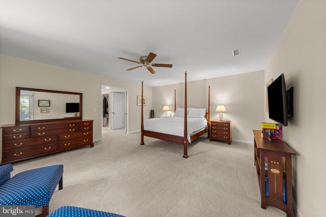 20869 CHANNEL CT, Sterling, VA 20165