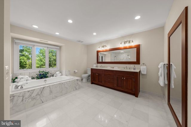 20869 CHANNEL CT, Sterling, VA 20165