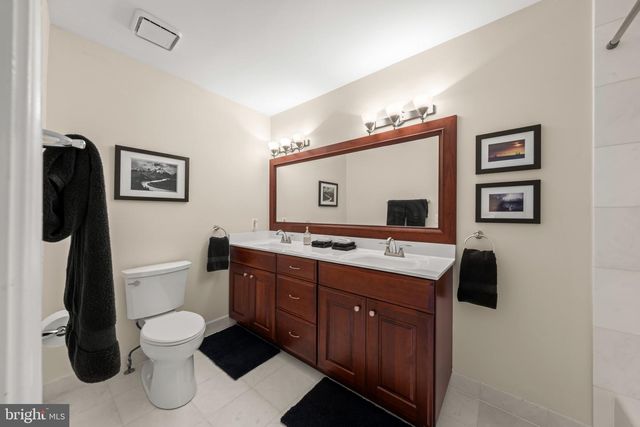 20869 CHANNEL CT, Sterling, VA 20165