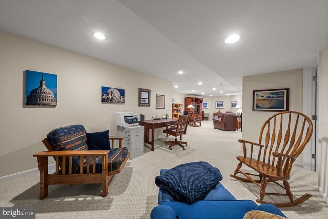 20869 CHANNEL CT, Sterling, VA 20165