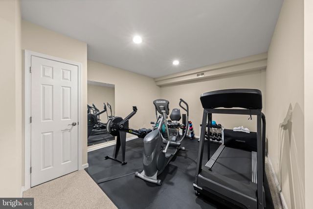 20869 CHANNEL CT, Sterling, VA 20165