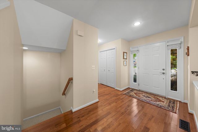 20869 CHANNEL CT, Sterling, VA 20165