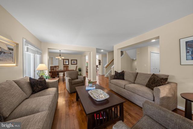 20869 CHANNEL CT, Sterling, VA 20165