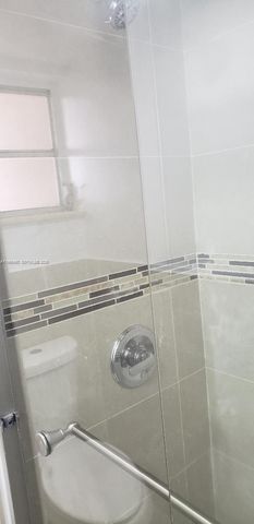 870 NW 87th Ave 407, Miami, FL 33172