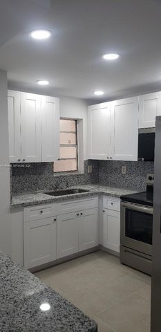 870 NW 87th Ave 407, Miami, FL 33172