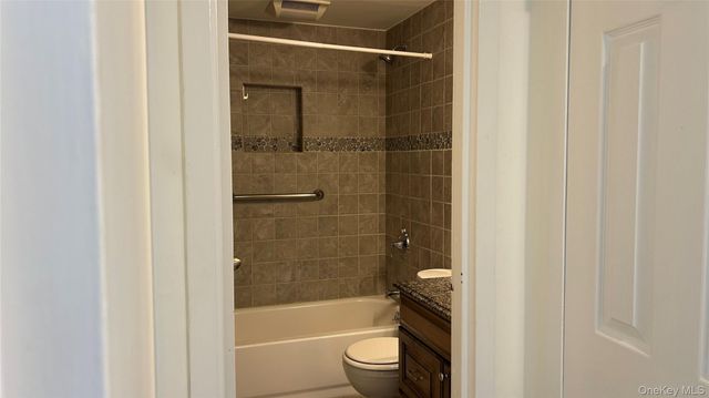 103 Birchwood Road 103, Medford, NY 11763