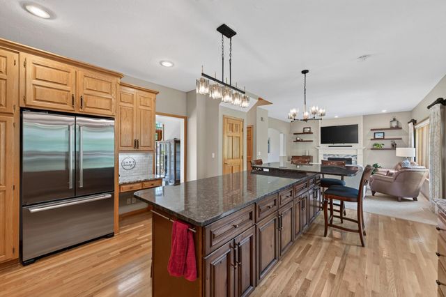 10817 Cambridge Court, Burnsville, MN 55337