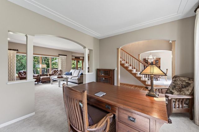 10817 Cambridge Court, Burnsville, MN 55337