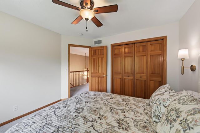 10817 Cambridge Court, Burnsville, MN 55337
