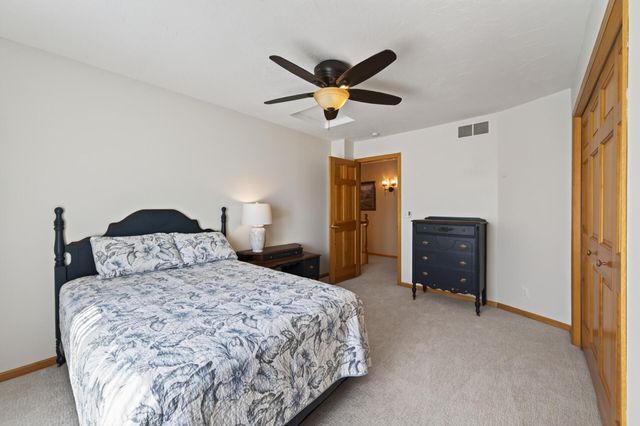 10817 Cambridge Court, Burnsville, MN 55337