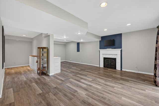 10817 Cambridge Court, Burnsville, MN 55337