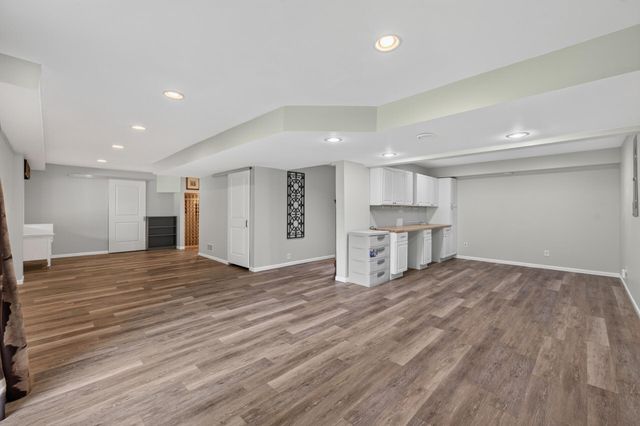 10817 Cambridge Court, Burnsville, MN 55337