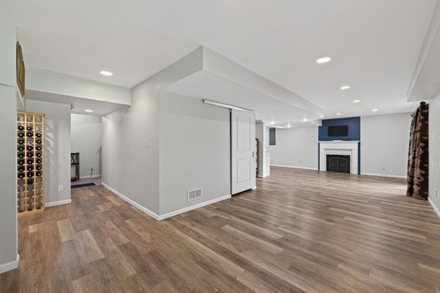 10817 Cambridge Court, Burnsville, MN 55337