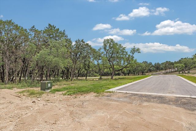000 Moonridge LN, Wimberley, TX 78676
