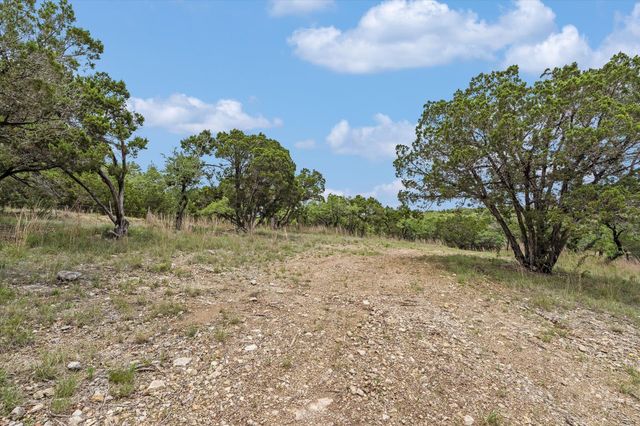 000 Moonridge LN, Wimberley, TX 78676