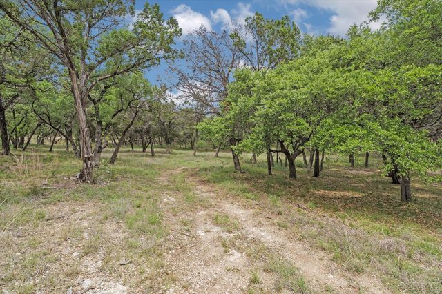 000 Moonridge LN, Wimberley, TX 78676