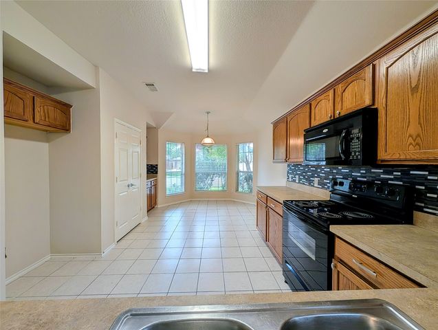 801 Mahogany Drive, Anna, TX 75409
