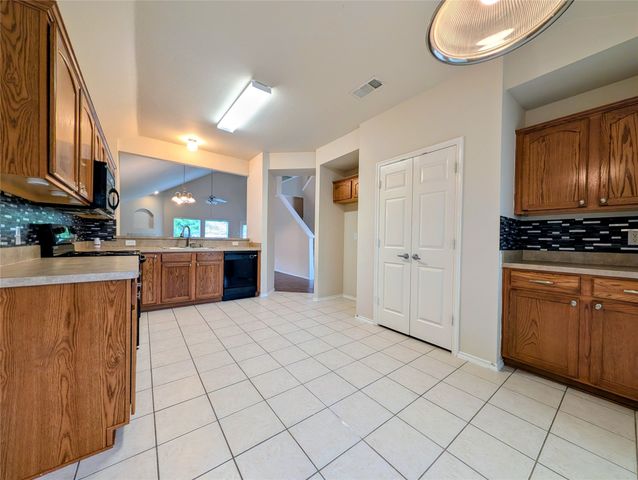 801 Mahogany Drive, Anna, TX 75409