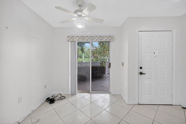 7425 N Devon Dr 107, Tamarac, FL 33321