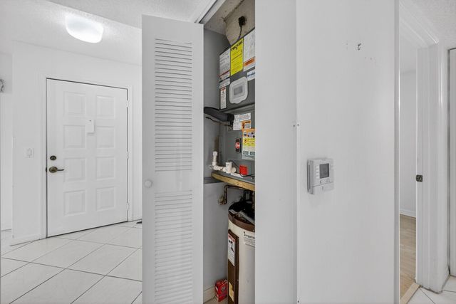 7425 N Devon Dr 107, Tamarac, FL 33321