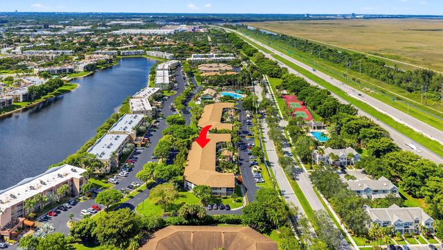 7425 N Devon Dr 107, Tamarac, FL 33321
