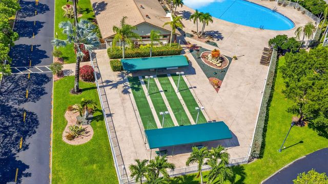 7425 N Devon Dr 107, Tamarac, FL 33321