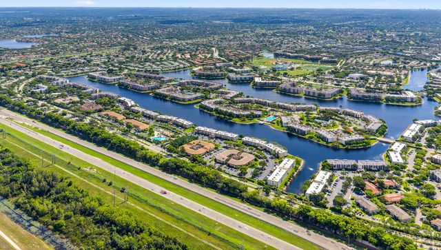 7425 N Devon Dr 107, Tamarac, FL 33321