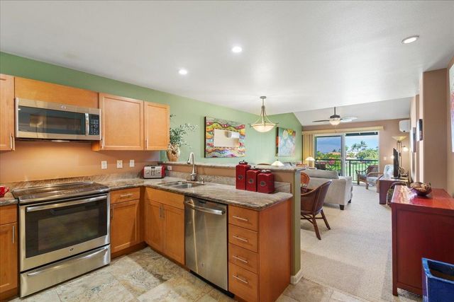 3950 Kalai Waa St Apt Y202 202, Kihei, HI 96753
