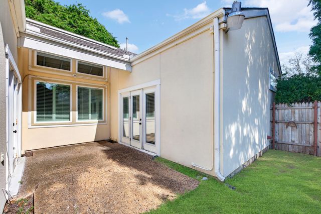5806 Smoke Glass Trail, Dallas, TX 75252
