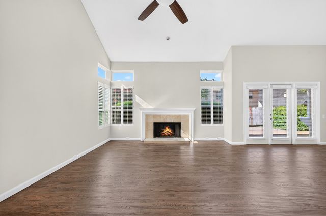 5806 Smoke Glass Trail, Dallas, TX 75252