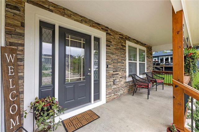 21431 W 47th Terrace, Shawnee, KS 66218