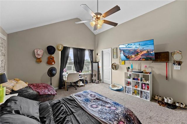 21431 W 47th Terrace, Shawnee, KS 66218