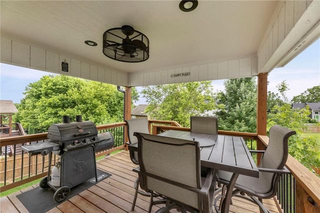 21431 W 47th Terrace, Shawnee, KS 66218