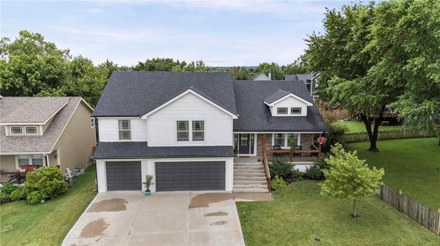 21431 W 47th Terrace, Shawnee, KS 66218