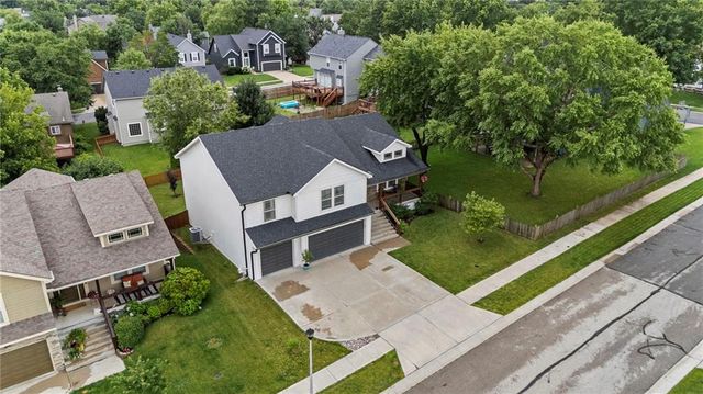 21431 W 47th Terrace, Shawnee, KS 66218