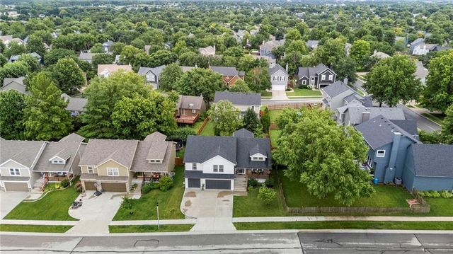 21431 W 47th Terrace, Shawnee, KS 66218
