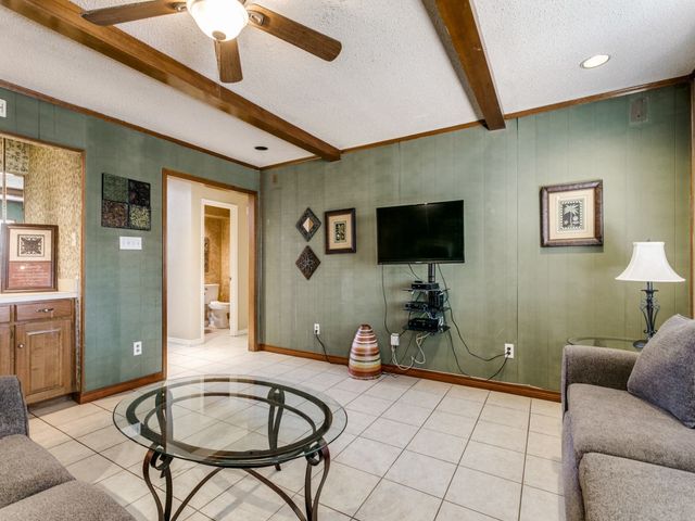 1311 Oak Timber Drive, Euless, TX 76039